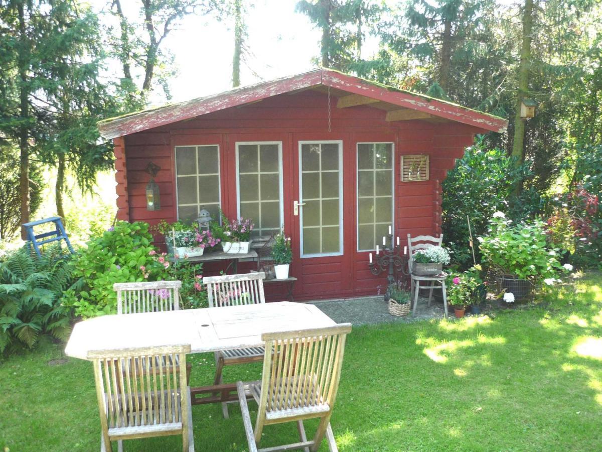 Eggers - Gemuetliche Ferienwohnung Im Erdgeschoss Wallsbull Luaran gambar